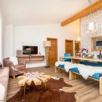 Enjoy The Alps - Appart hôtel
