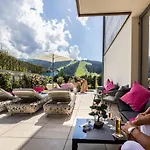 Enjoy The Alps - Lägenhetshotell Flachau