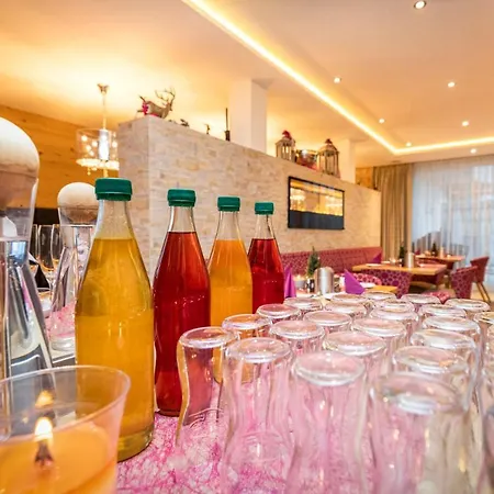 Appart hôtel Enjoy The Alps *