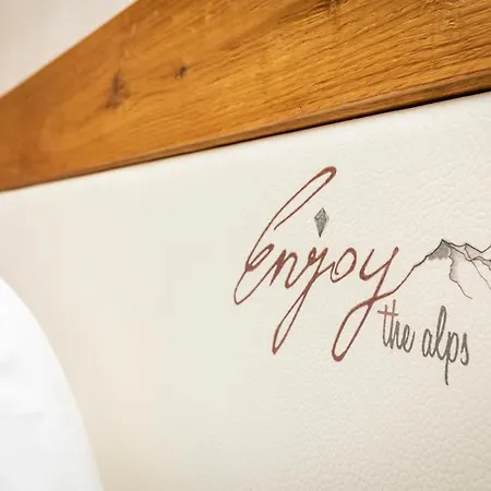 Ξενοδοχείο με διαμερίσματα Enjoy The Alps