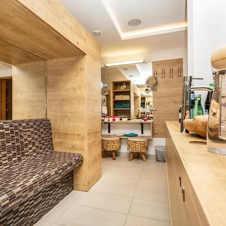 Enjoy The Alps Φλαχάου