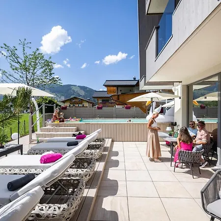 Enjoy The Alps Ξενοδοχείο με διαμερίσματα Φλαχάου