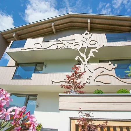 Lägenhetshotell Enjoy The Alps -