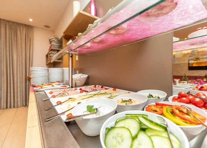 Enjoy The Alps アパートホテル 4*