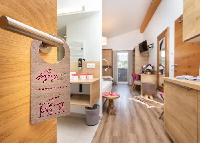 Enjoy The Alps フラッハウ