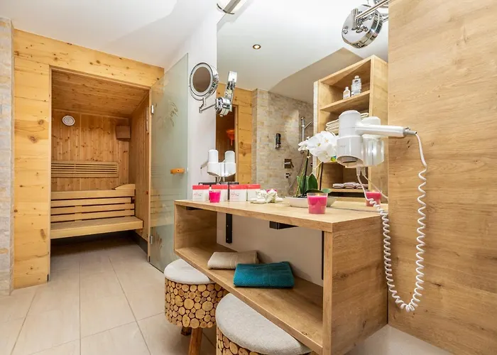 Hotel apartamentowy Enjoy The Alps 4*