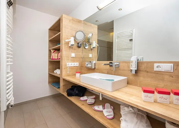 Hotel apartamentowy Enjoy The Alps