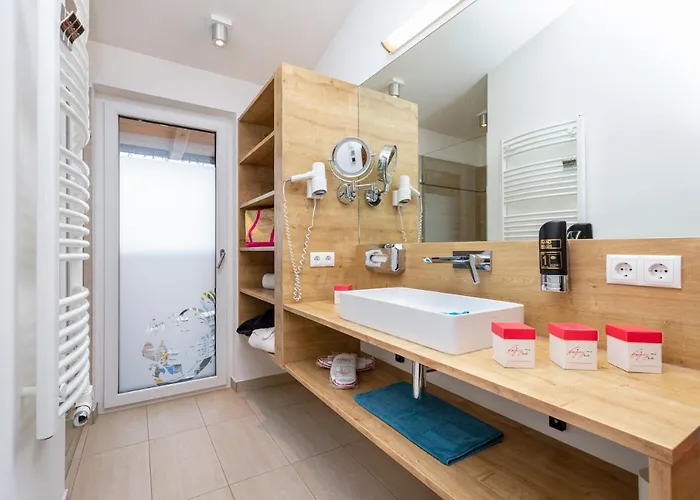 Hotel apartamentowy Enjoy The Alps 4*