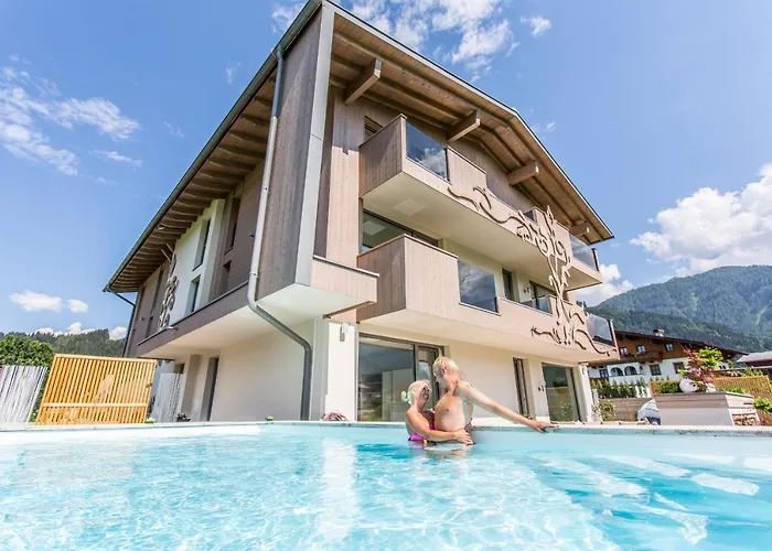 Enjoy The Alps アパートホテル